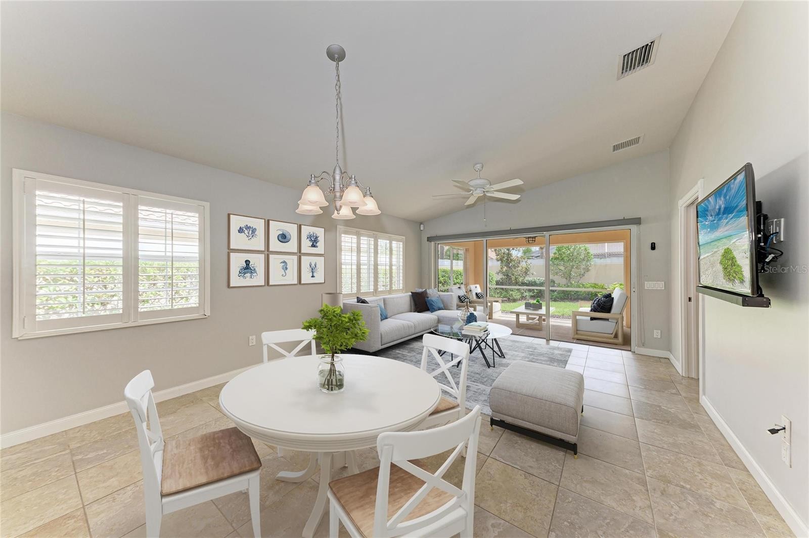 11616 GARESSIO LN