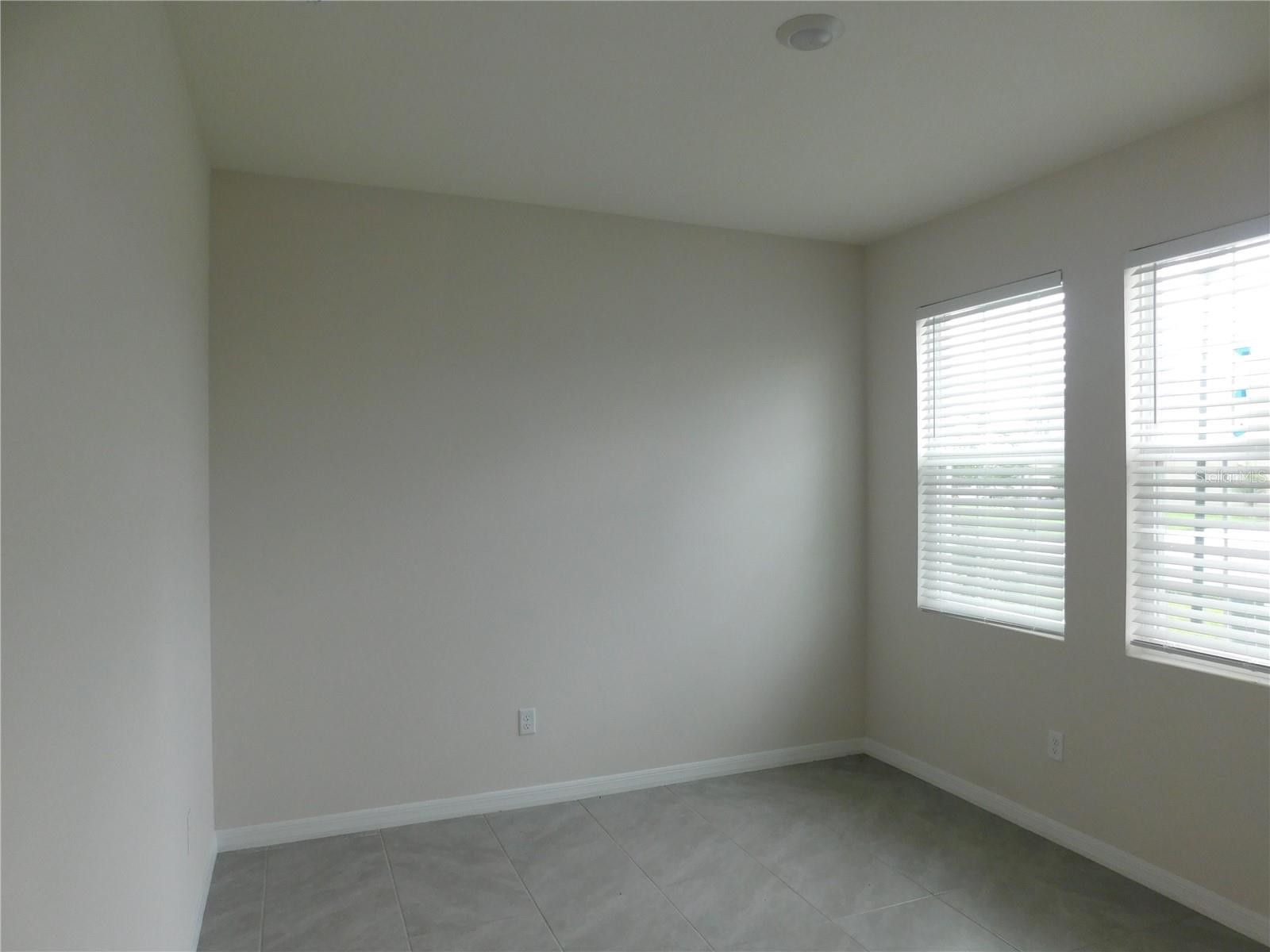 3813 LIVELY CORAL PL