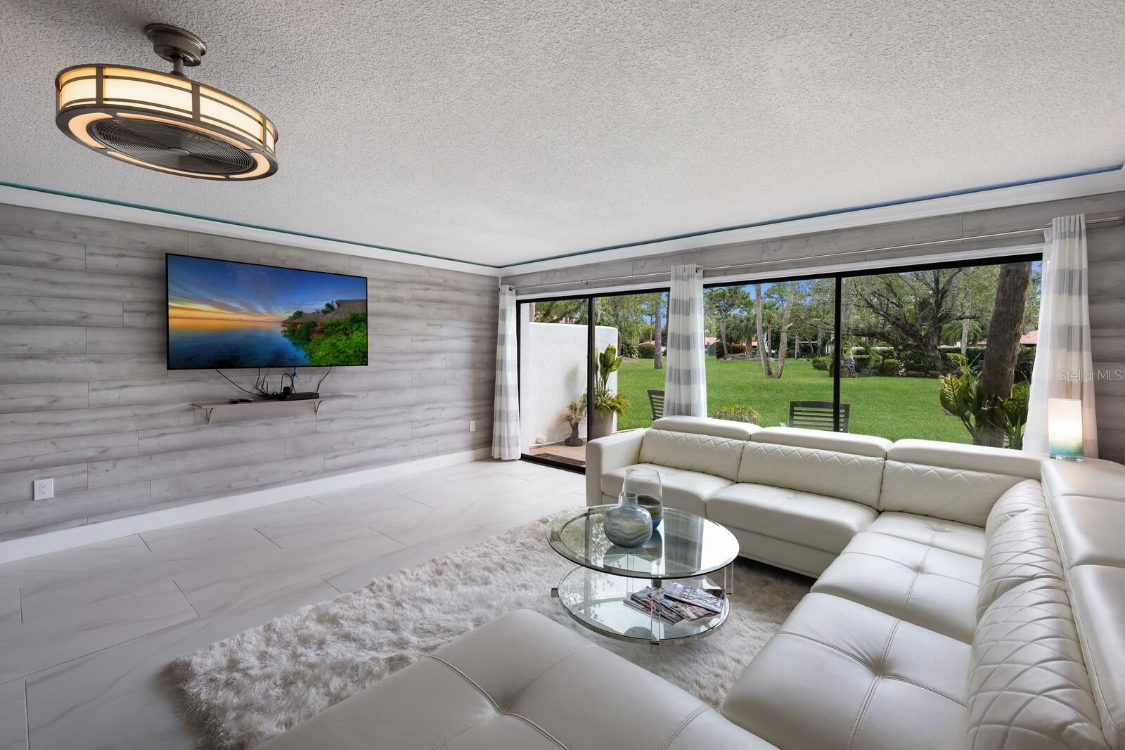 339 BARCELONA DR #339