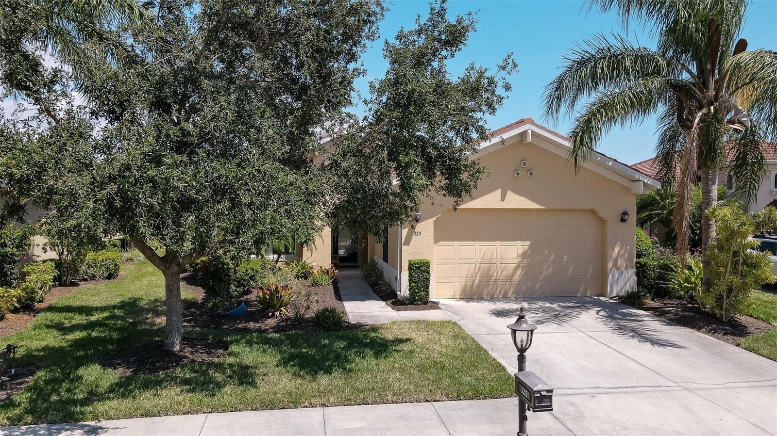 325 SAVONA WAY