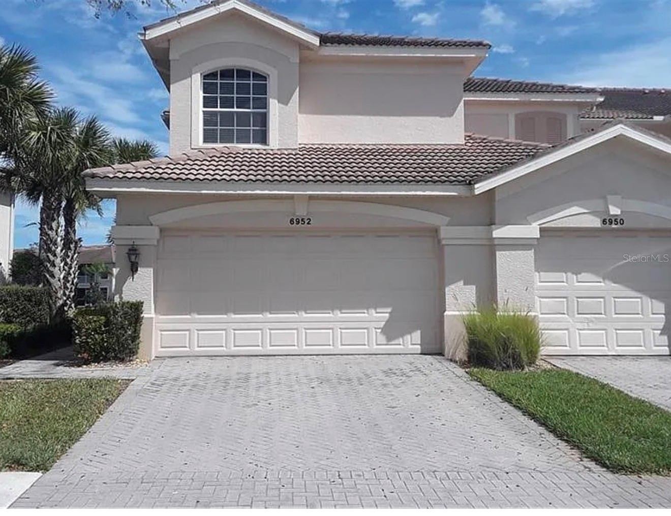 6952 PROSPERITY CIR #408