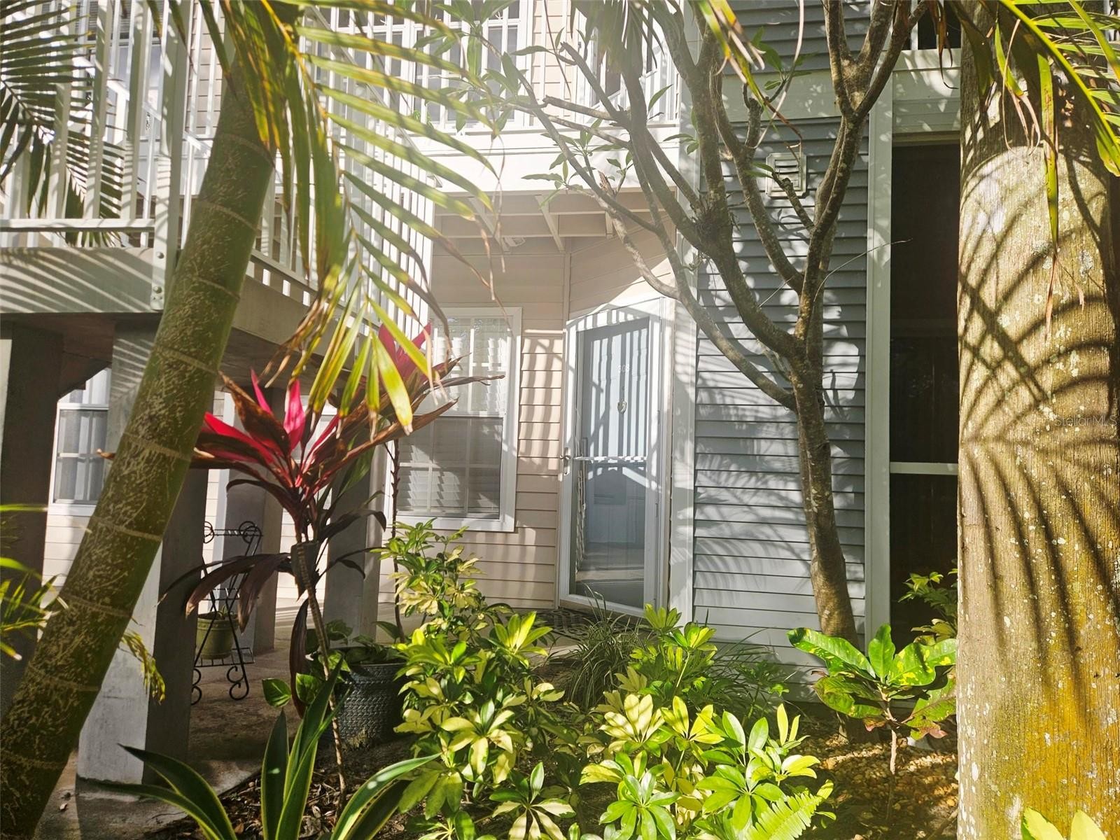 850 S TAMIAMI TRL #308