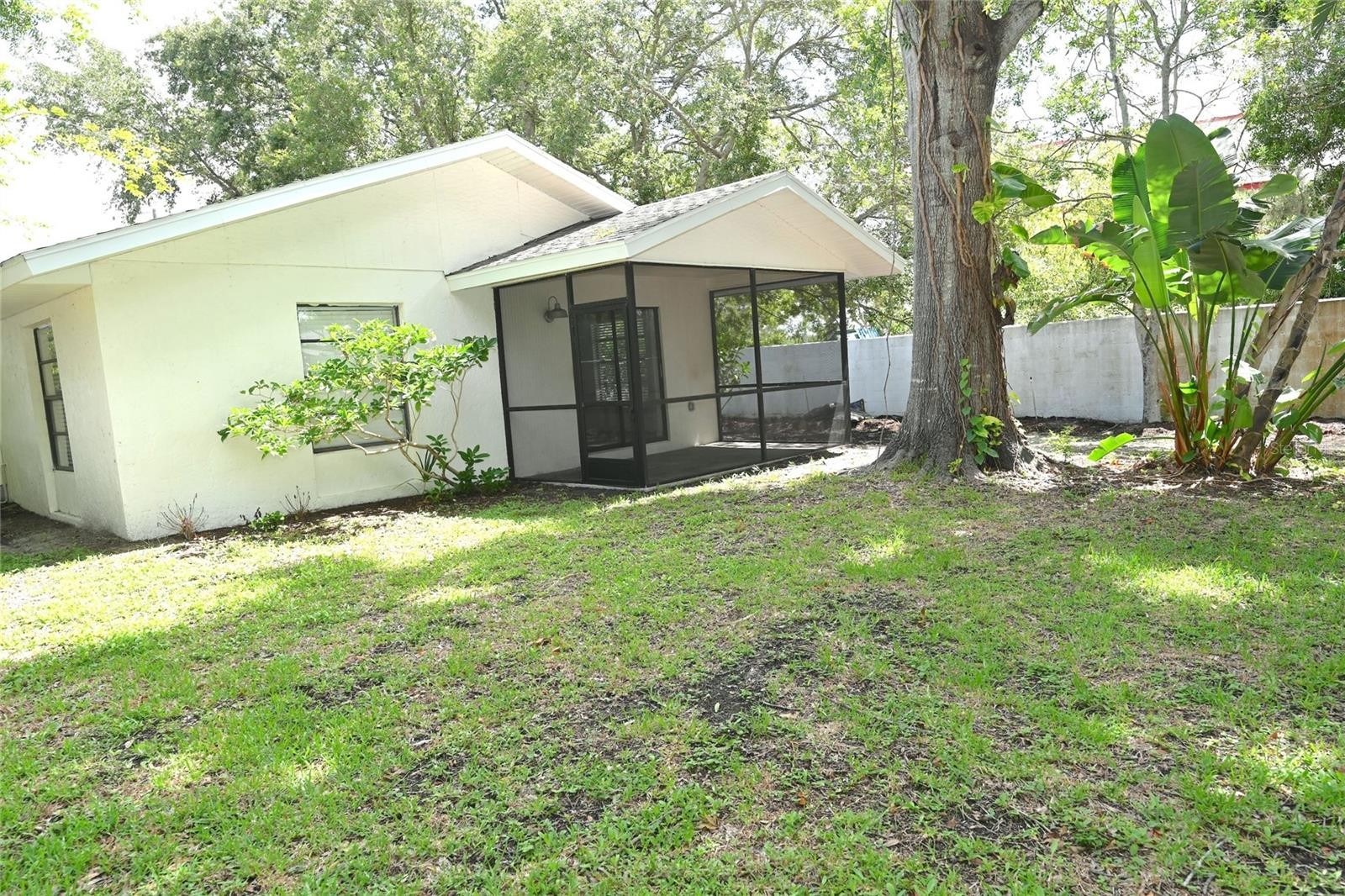 1976 DEBBIE ST
