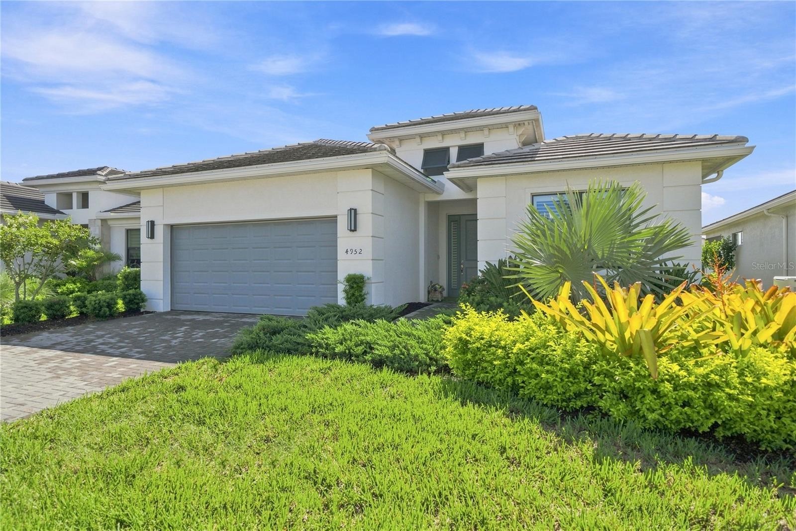 4952 FAIRHOPE CIR