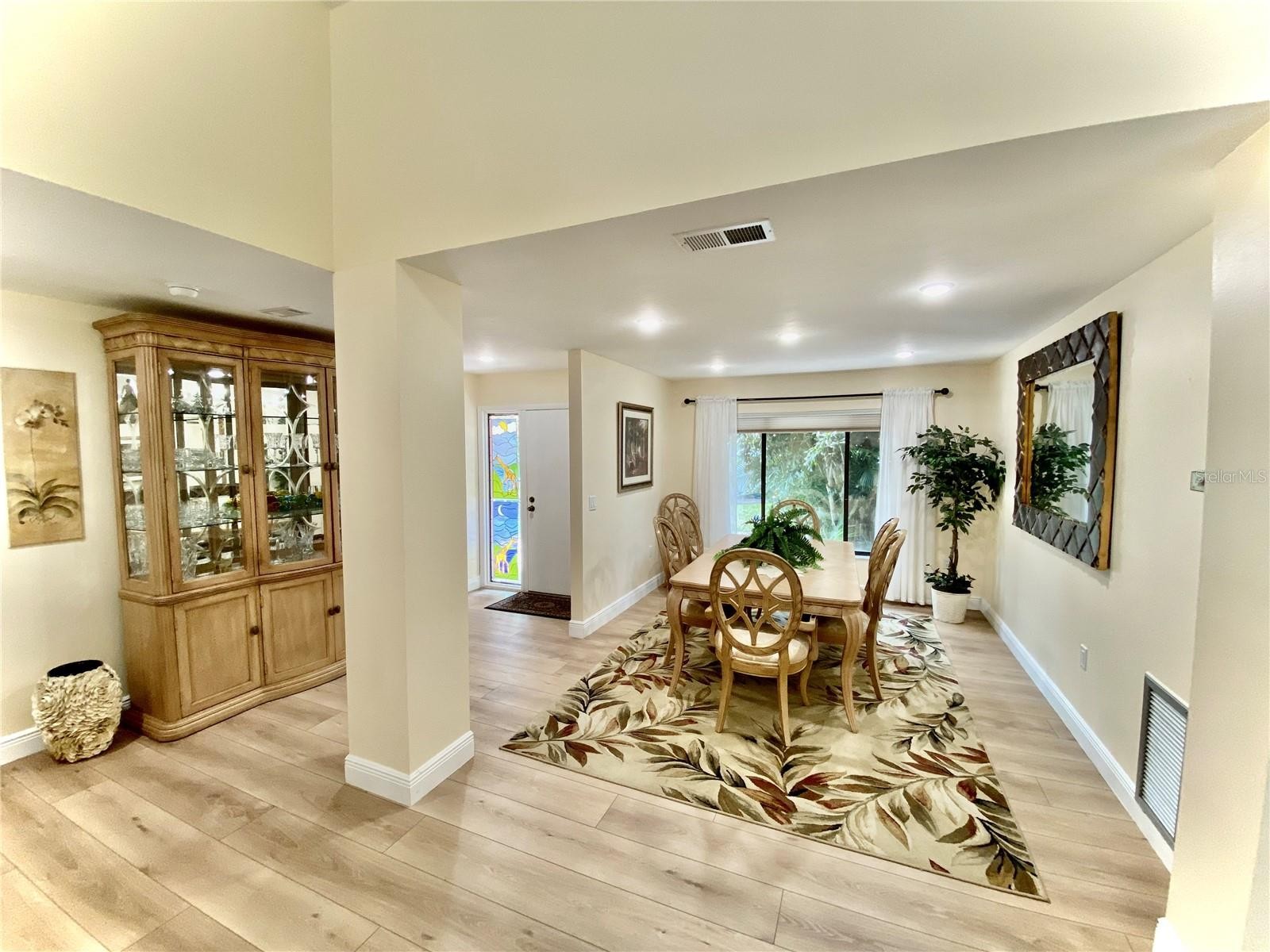 3808 SUN EAGLE LN