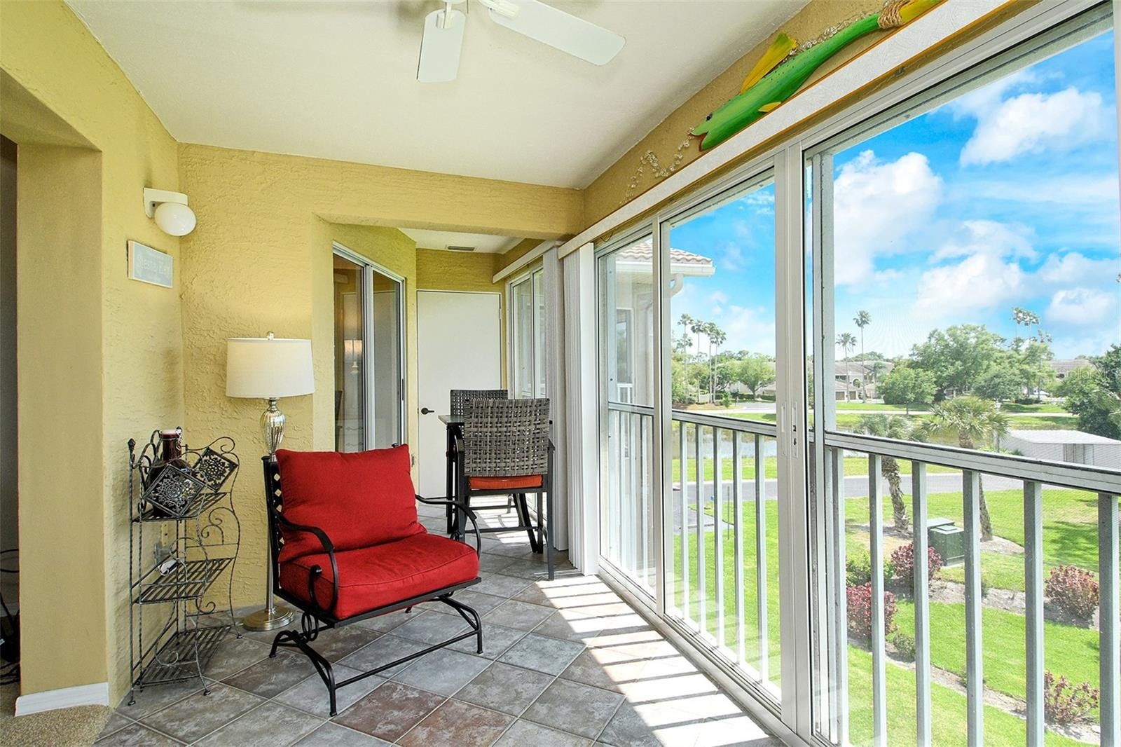 9610 CLUB SOUTH CIR #4302