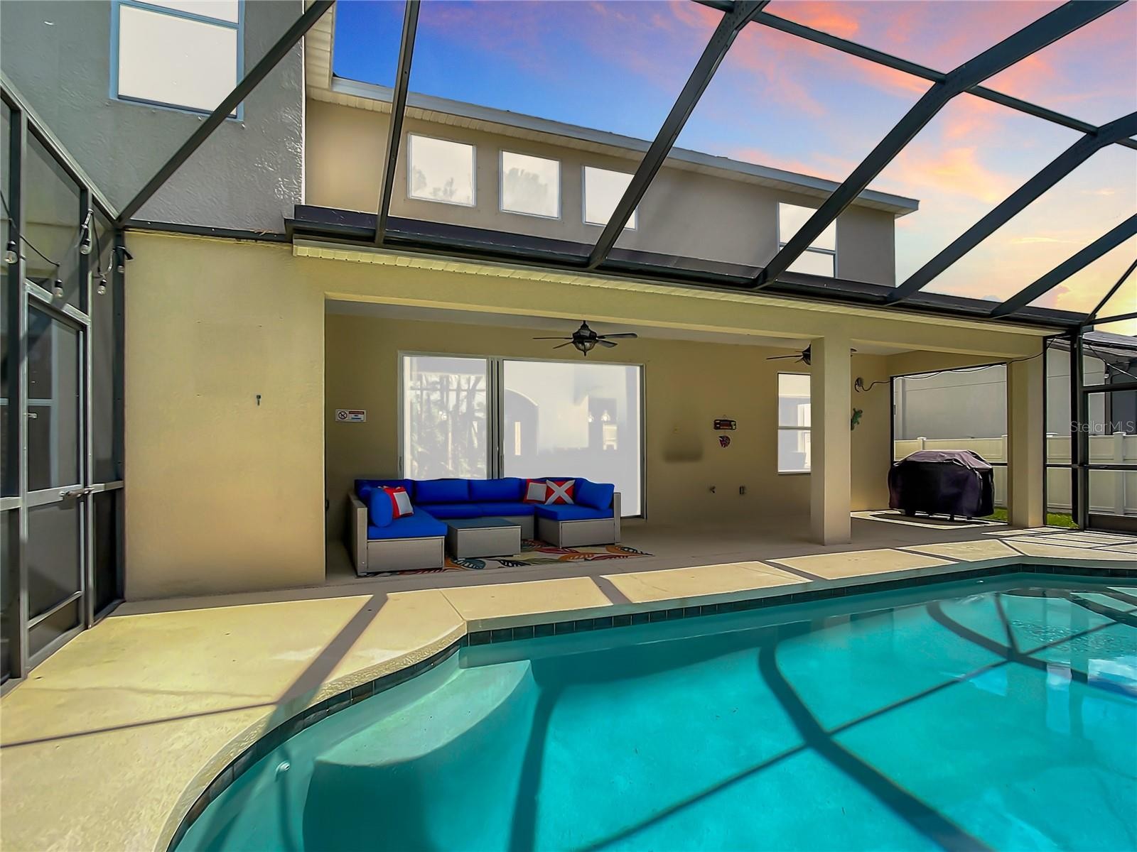 2373 CARNATION CT