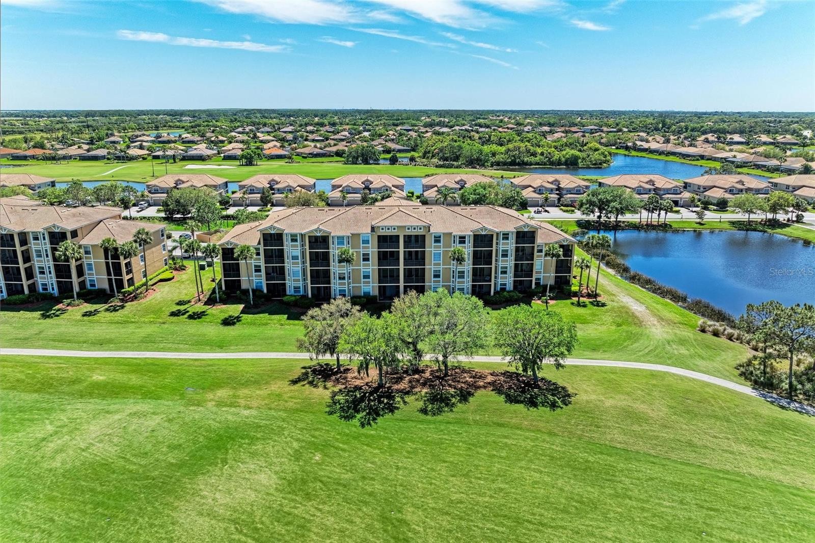 8105 GRAND ESTUARY TRL #403