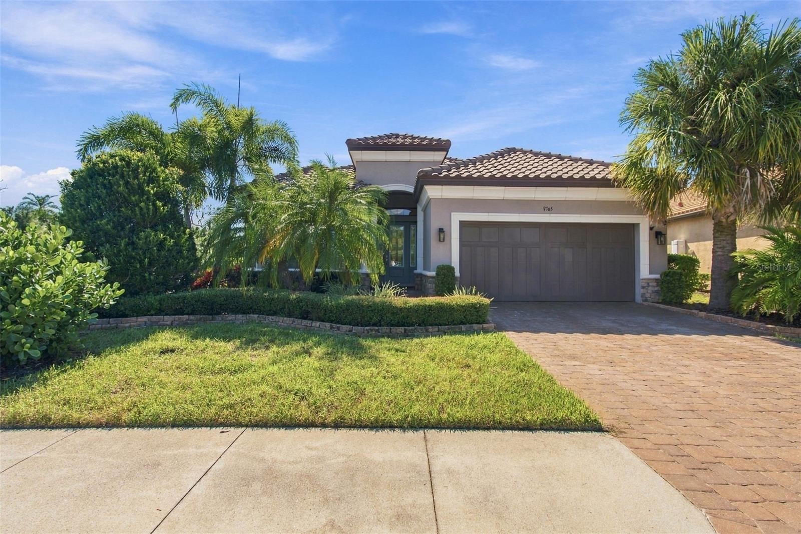 9765 HIGHLAND PARK PL