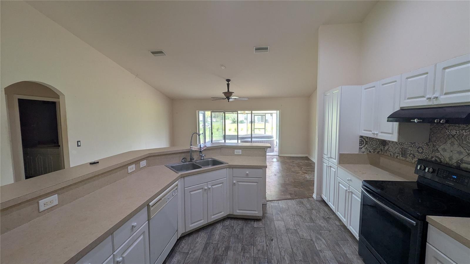 2339 LONGWORTHY RD