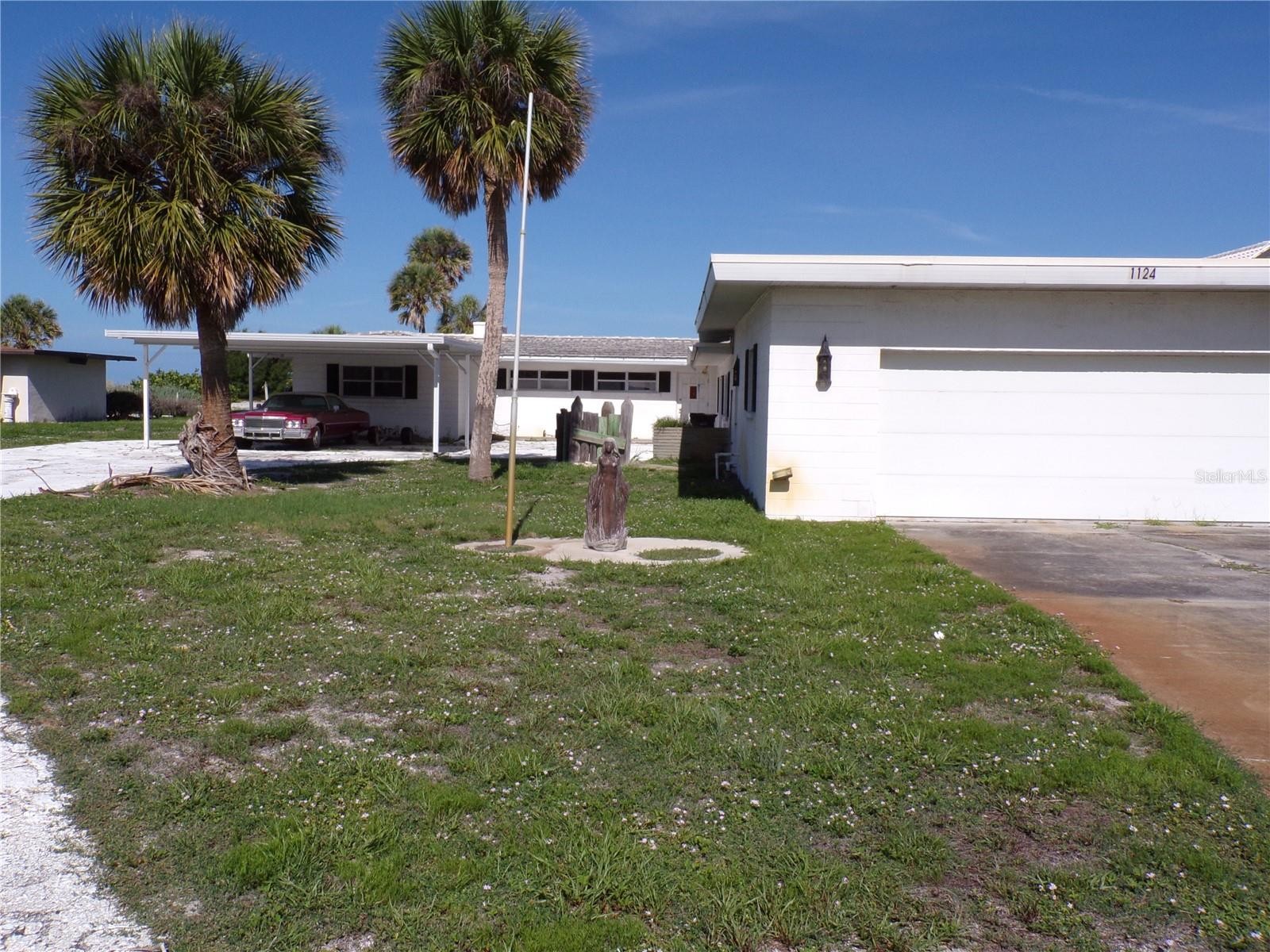 1124 SUNSET DR