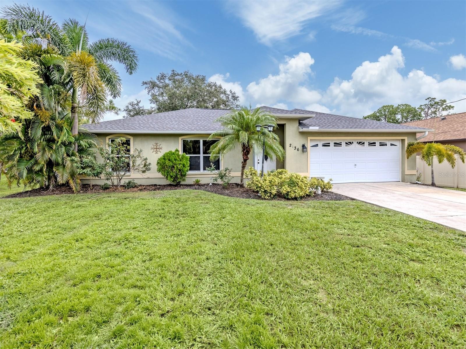 2136 PENGUIN LN