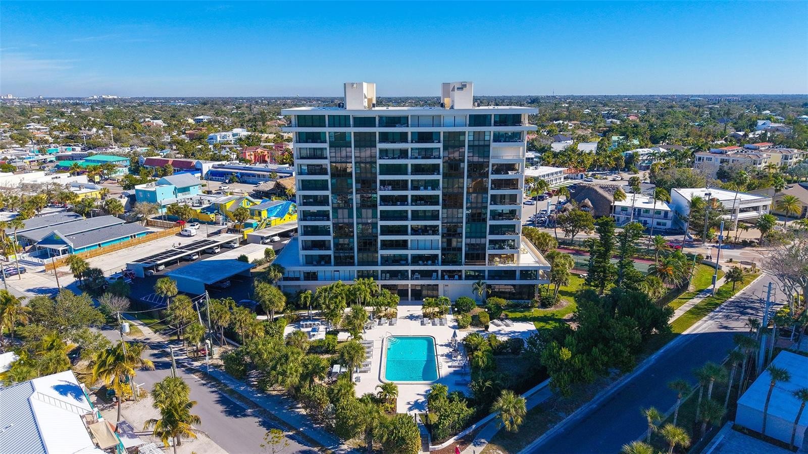 5300 OCEAN BLVD #301