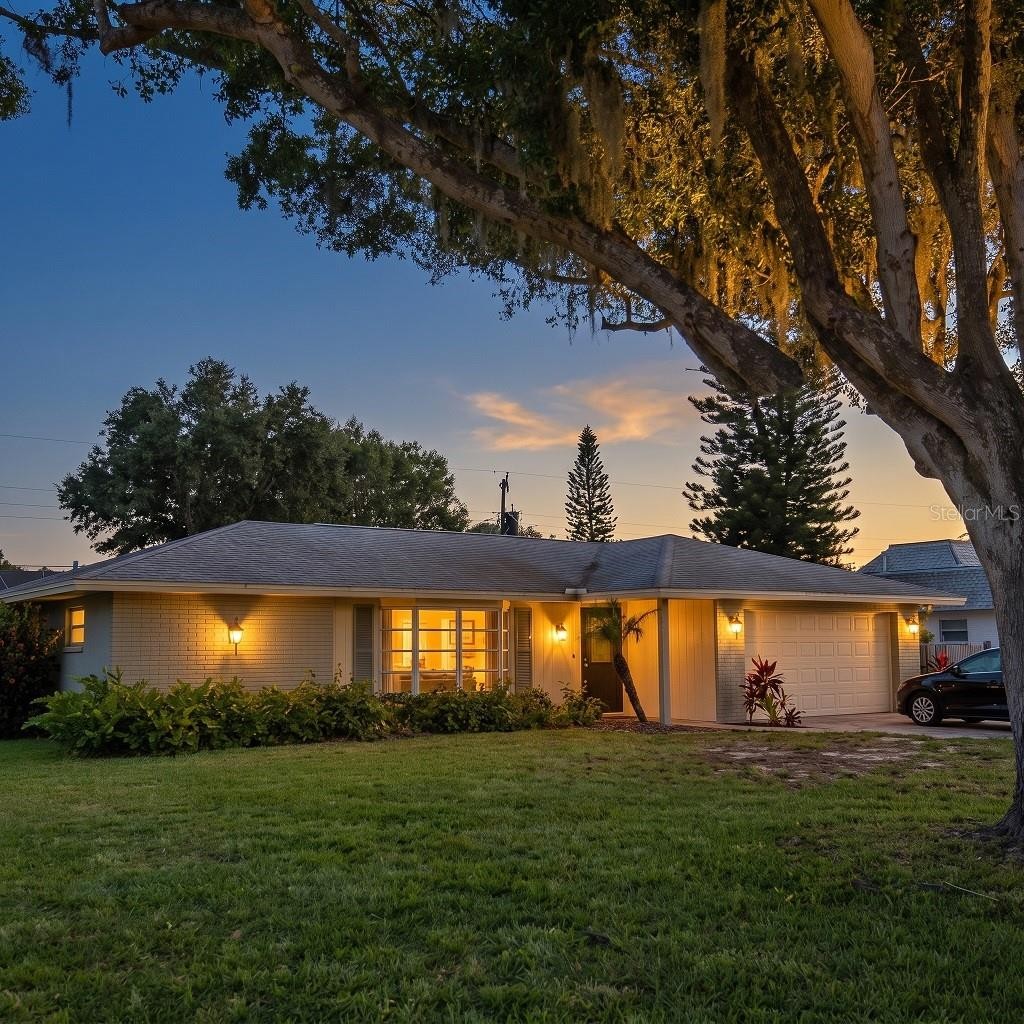3926 CALLIANDRA DR