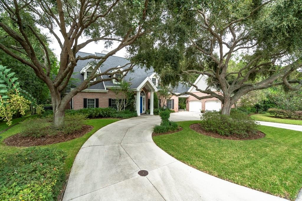 3706 AVENIDA MADERA