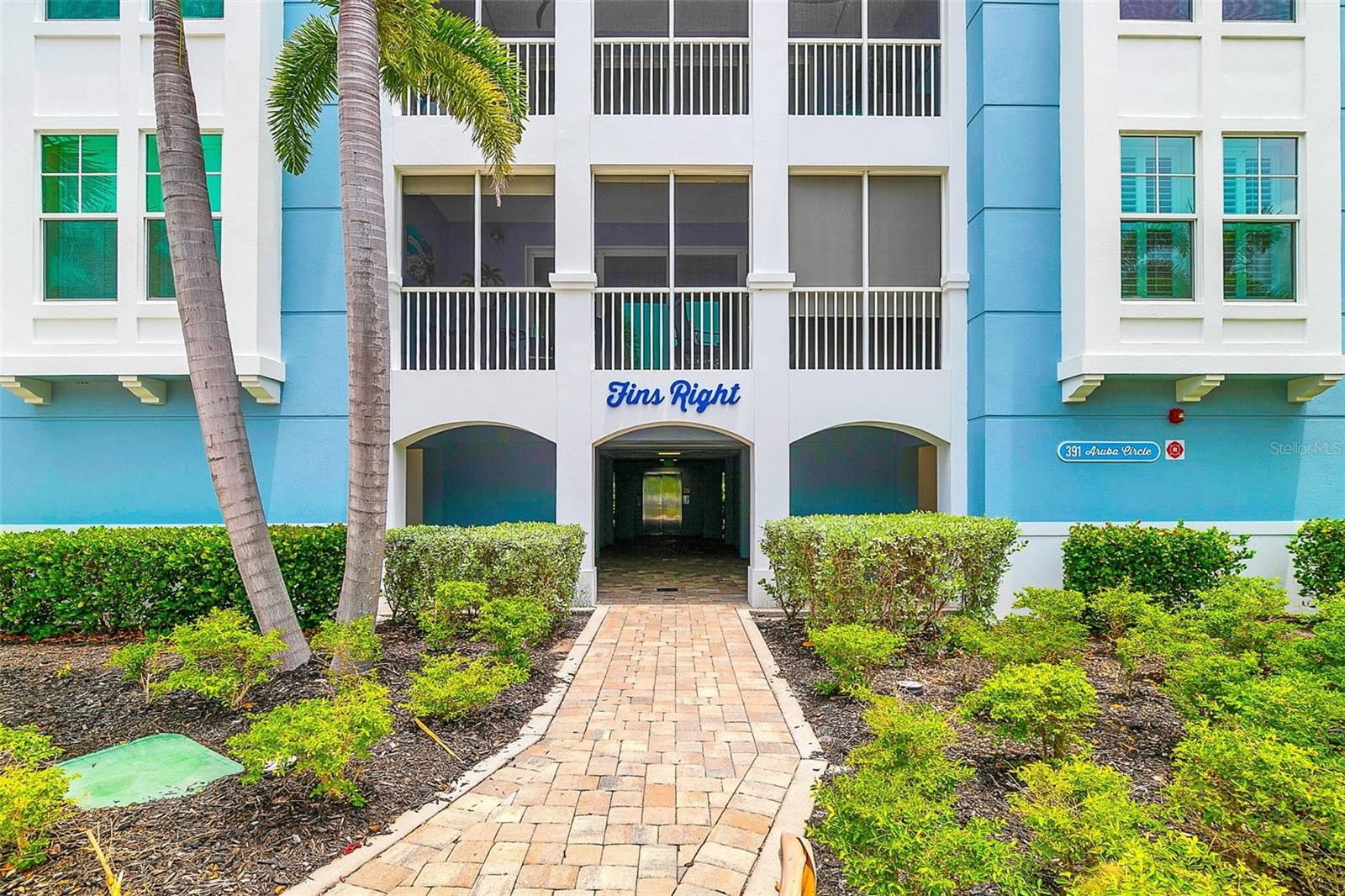 391 ARUBA CIR #203