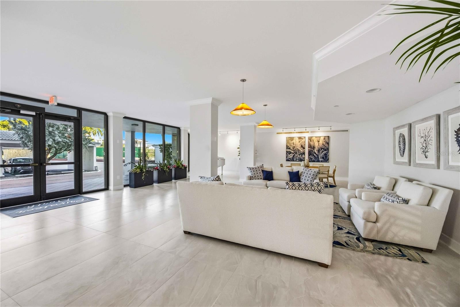 1050 LONGBOAT CLUB RD #301