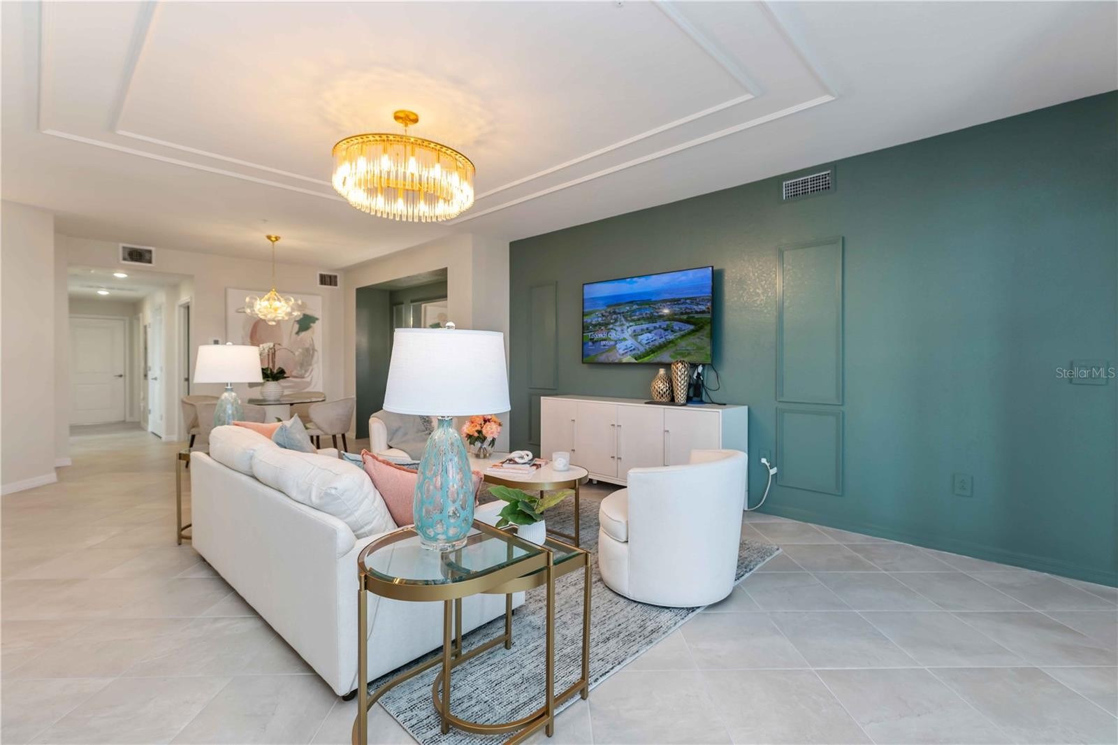 5608 SUMMIT POINTE CIR #101