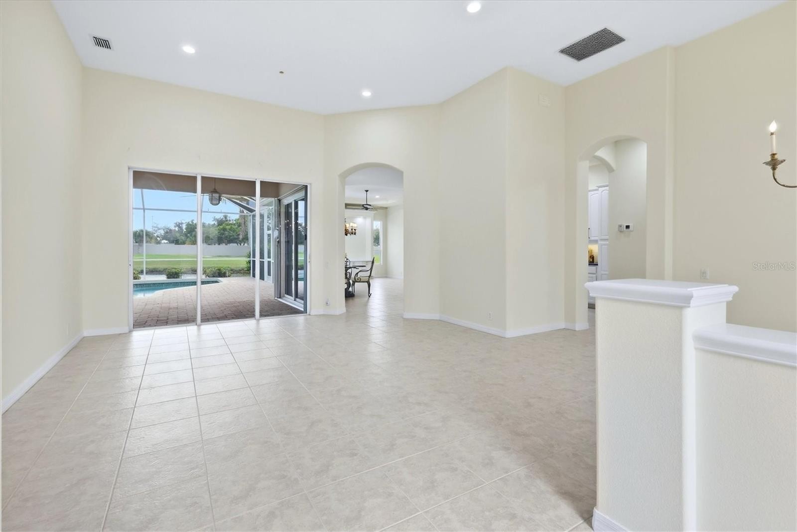 1044 GROUSE WAY