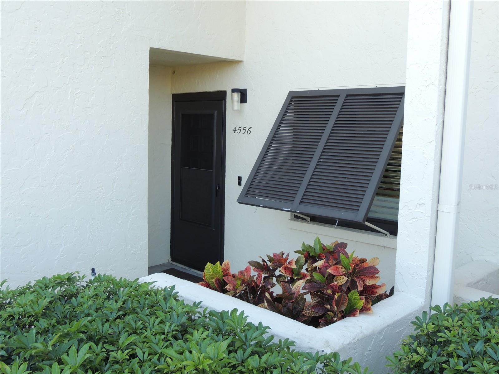 4556 LONGWATER CHASE #4556