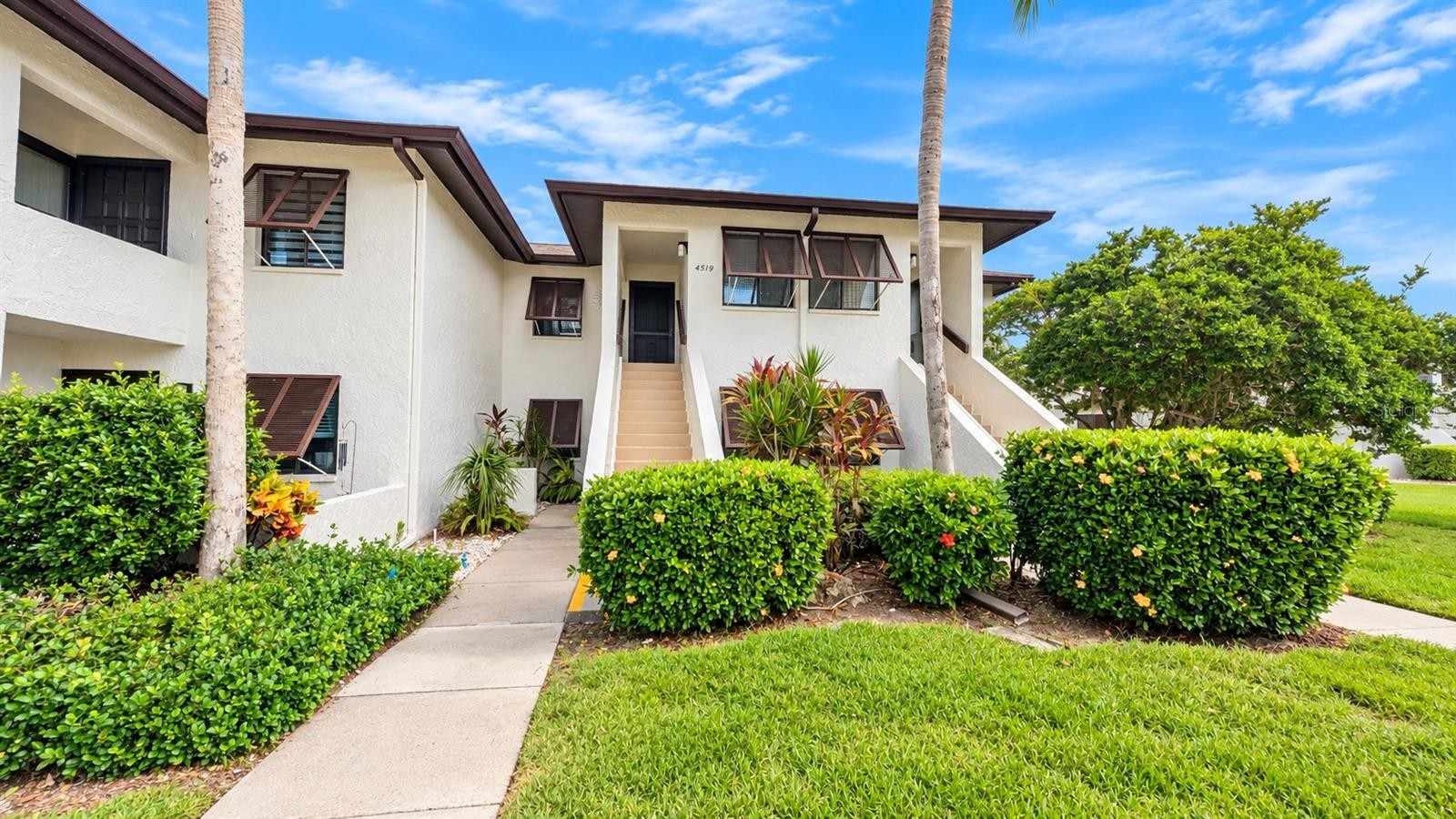 4519 LONGWATER #10