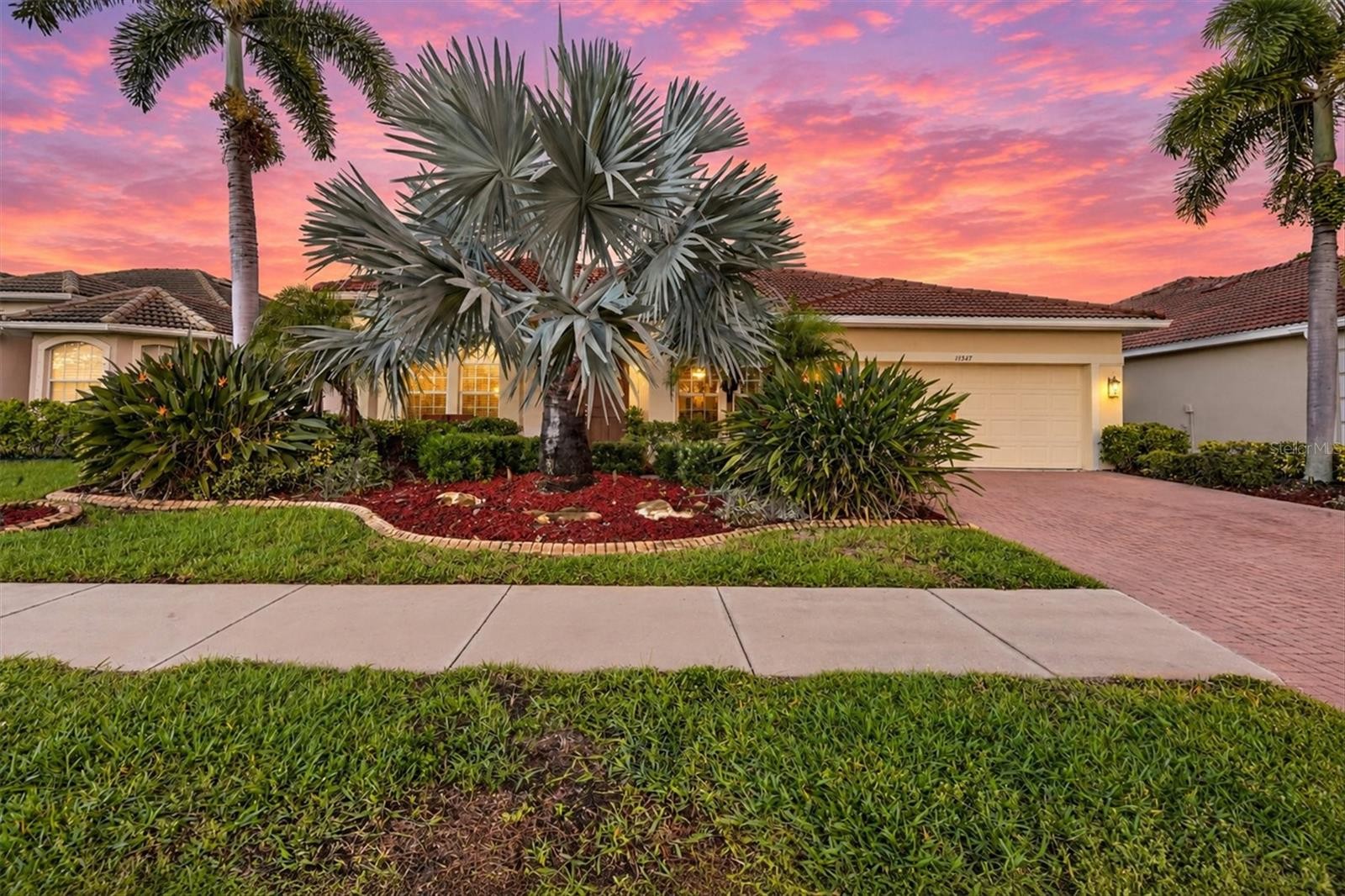 11347 DANCING RIVER DR