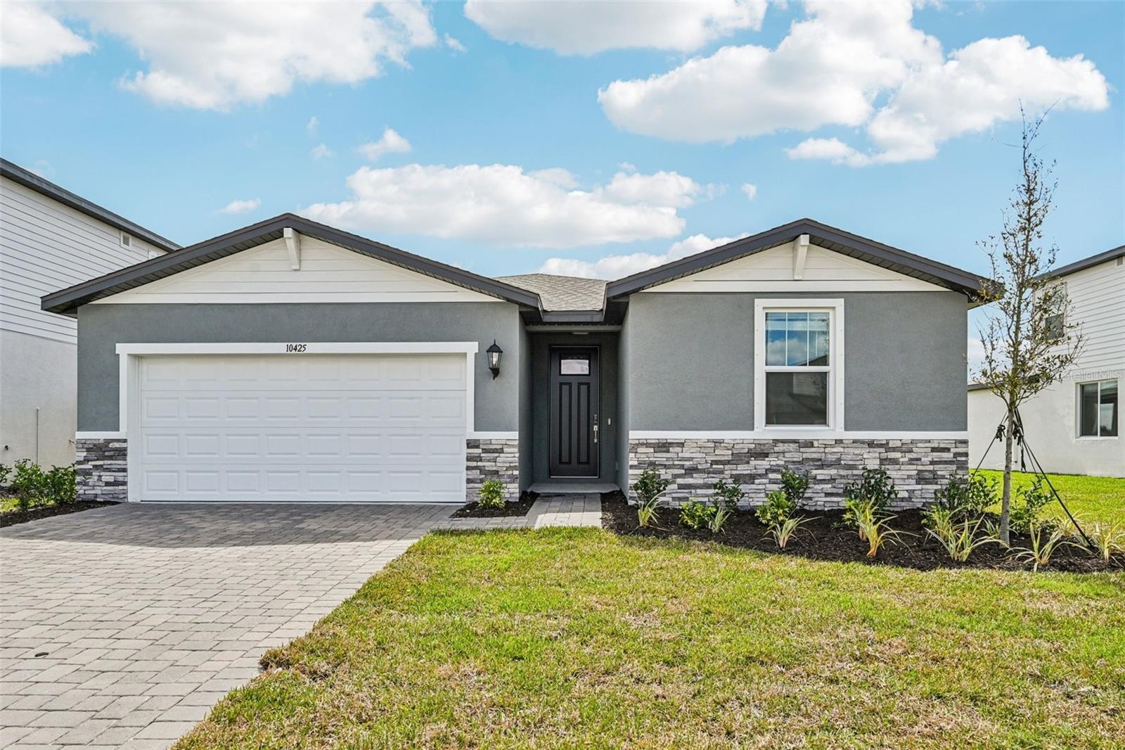 10425 ABUNDANCE GROVE WAY