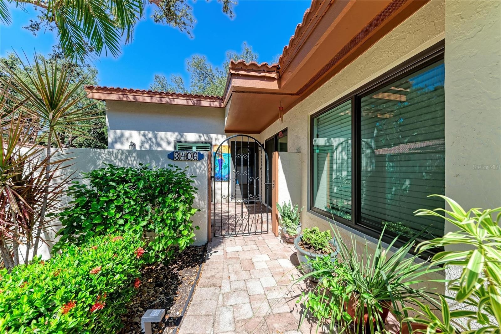 3406 FALCON PL