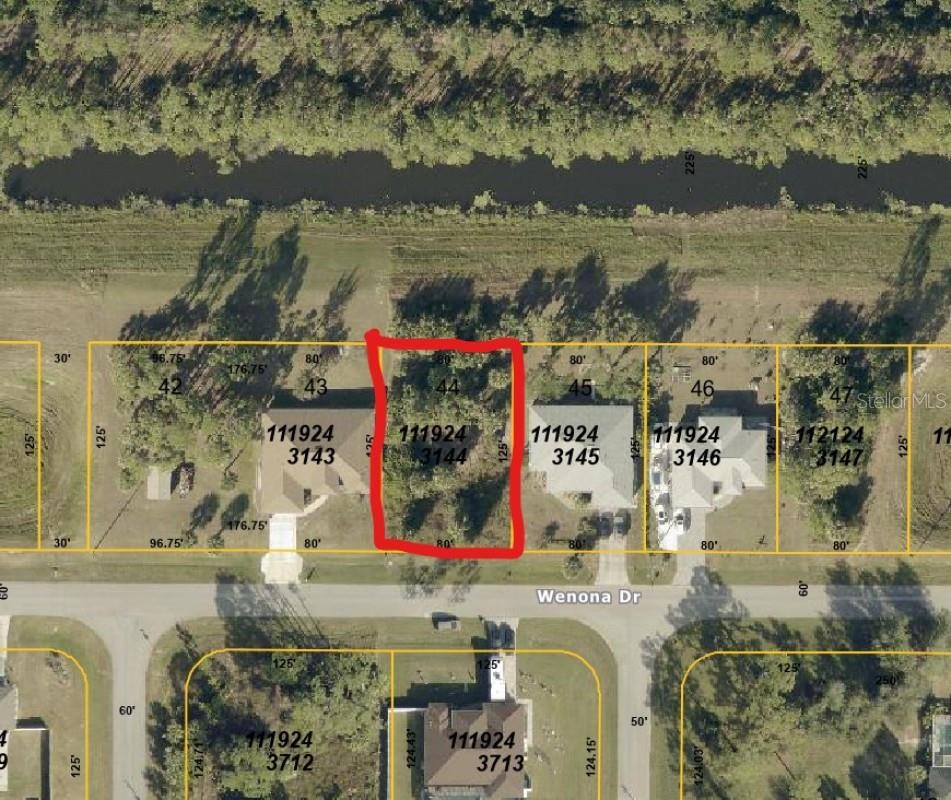 2470 WENONA DR