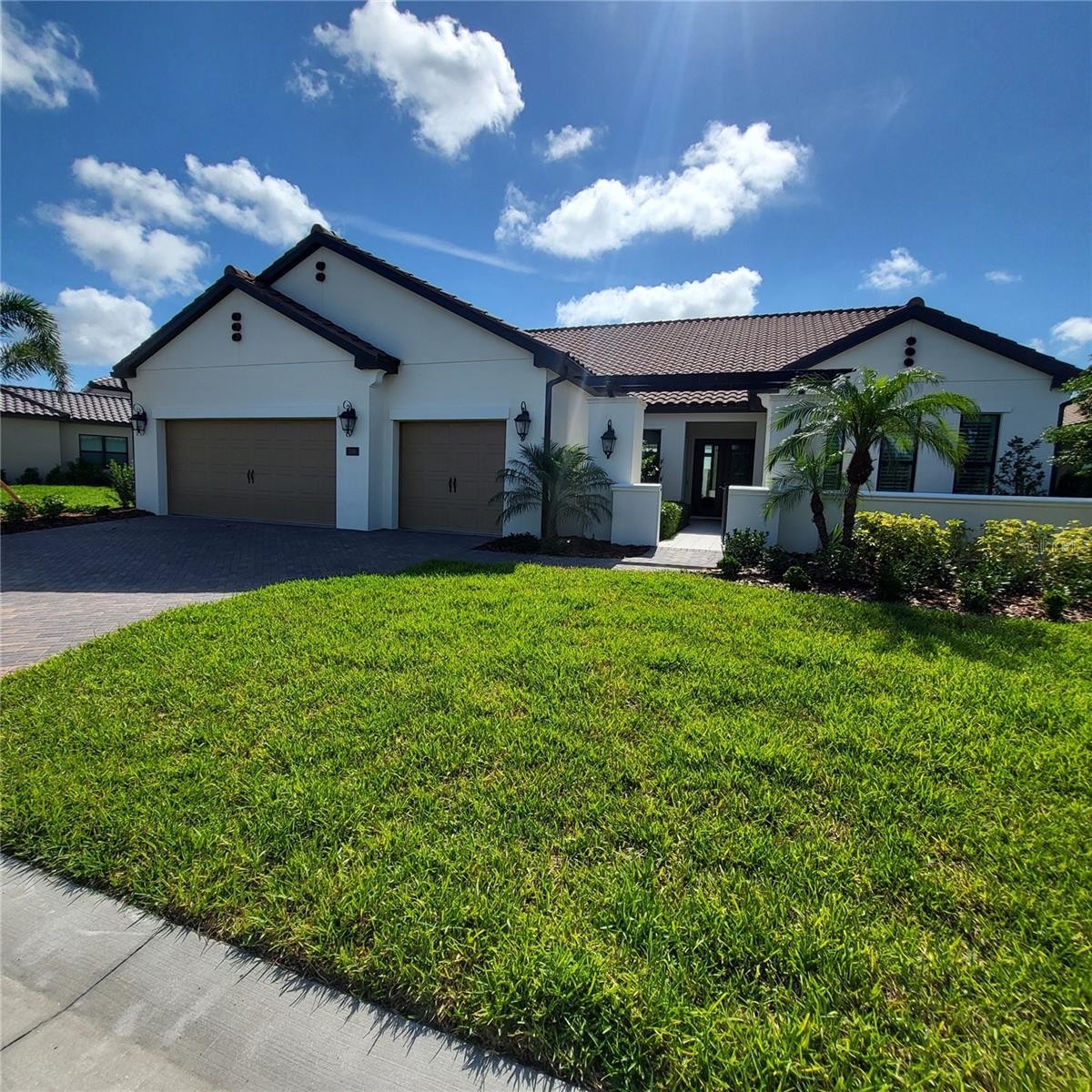 316 ARIA DR