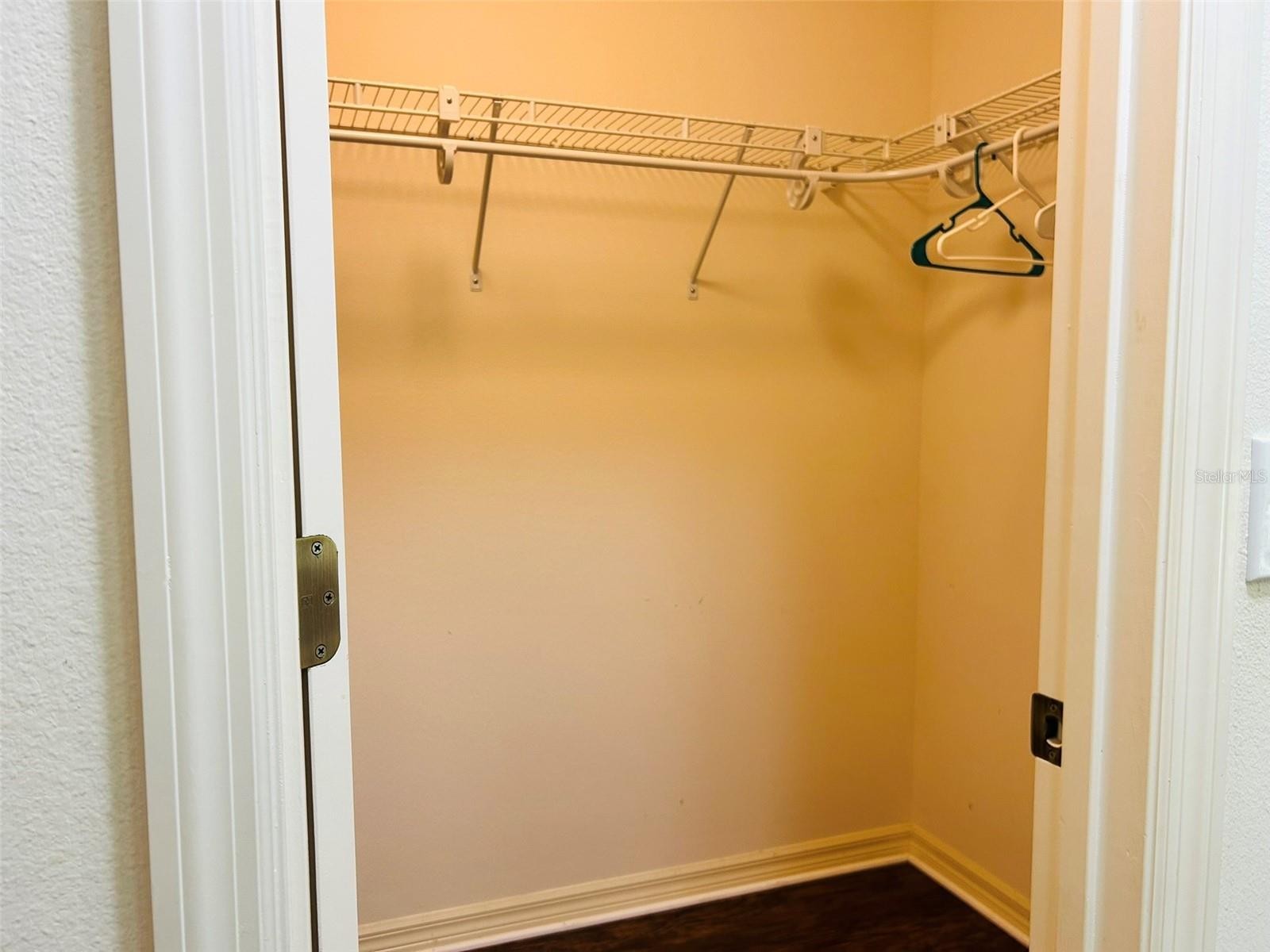 304 PINE GLEN CT