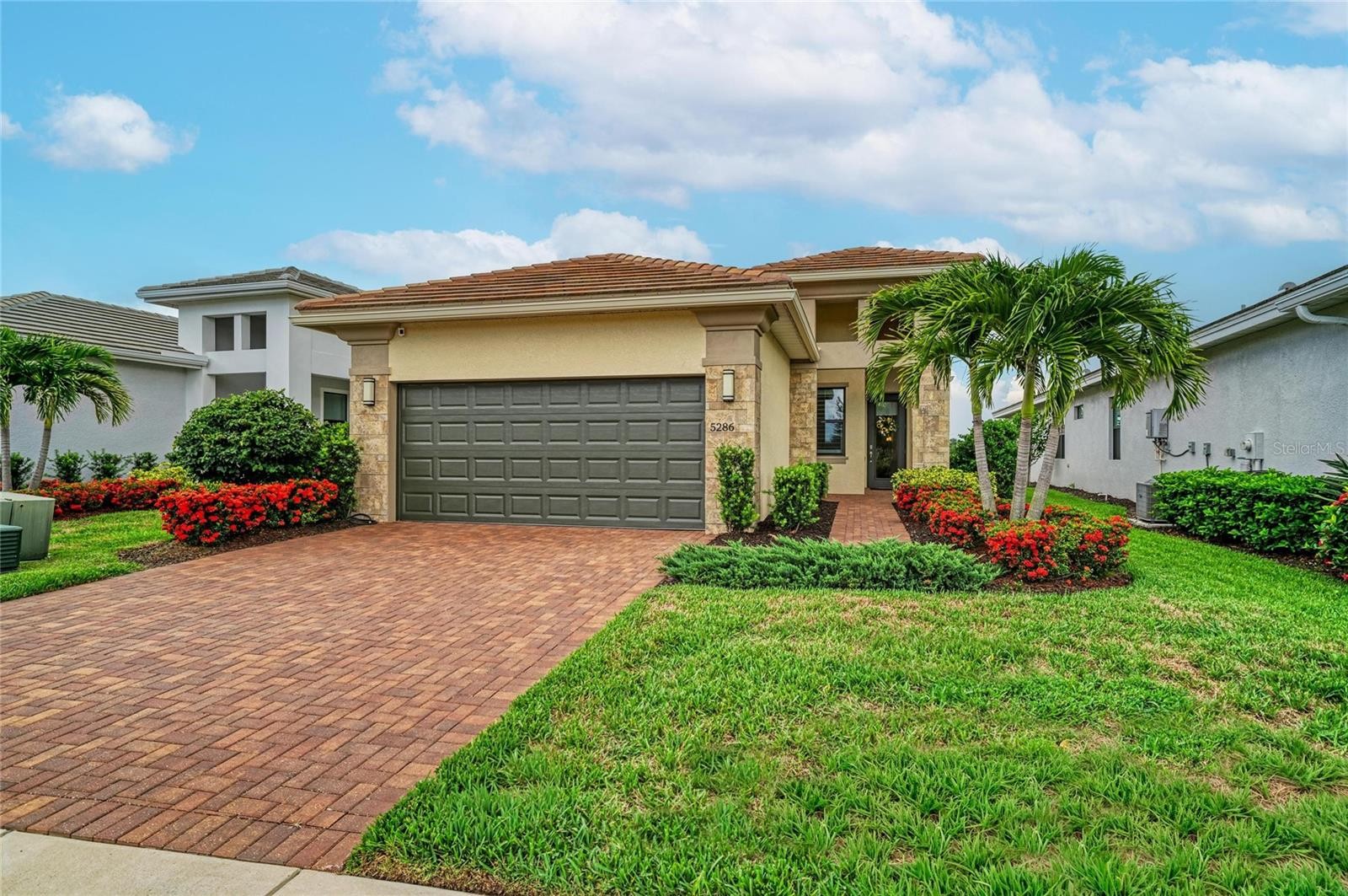 5286 BARNETT CIR