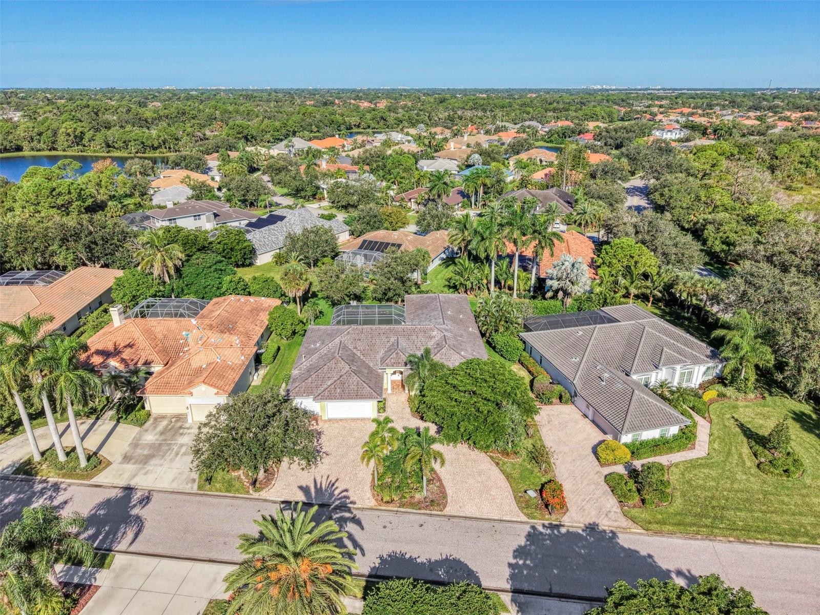 4708 SWEETMEADOW CIR