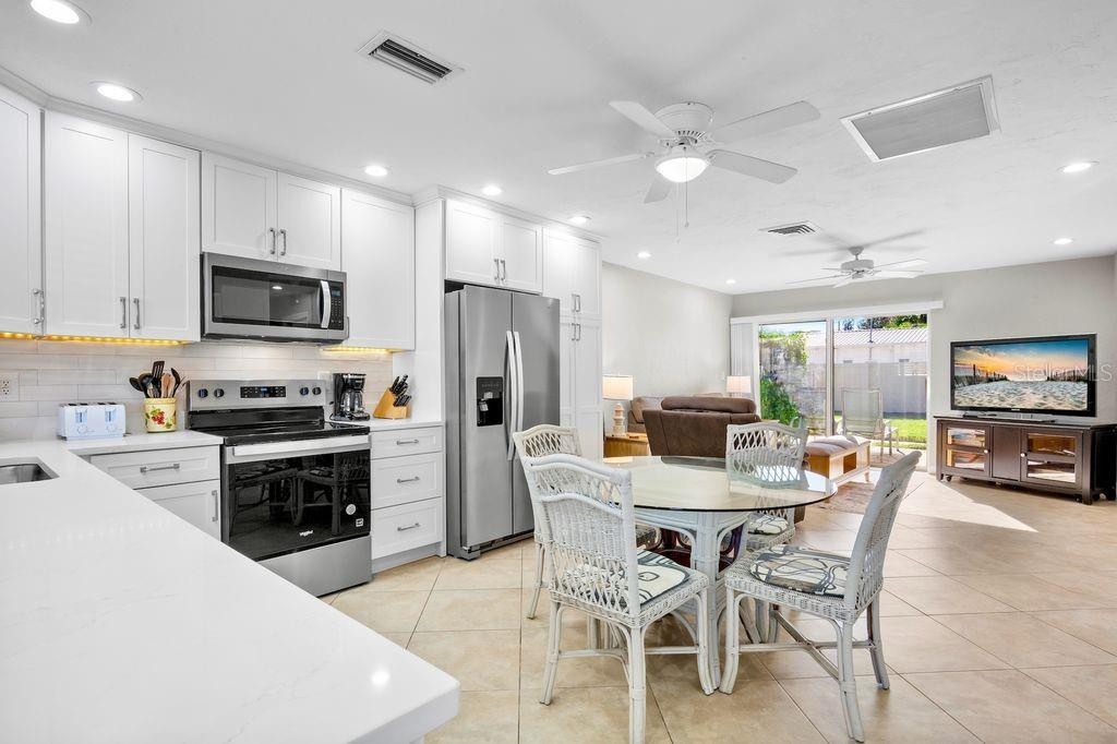 5830 MIDNIGHT PASS RD #107