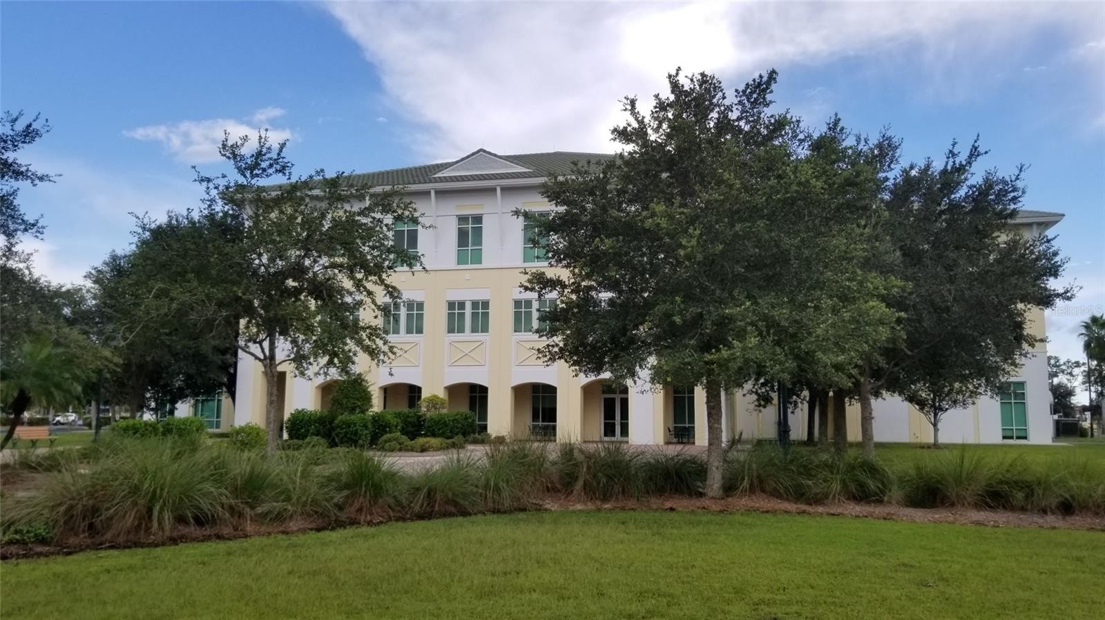 1143073705 NEW MILFORD ST