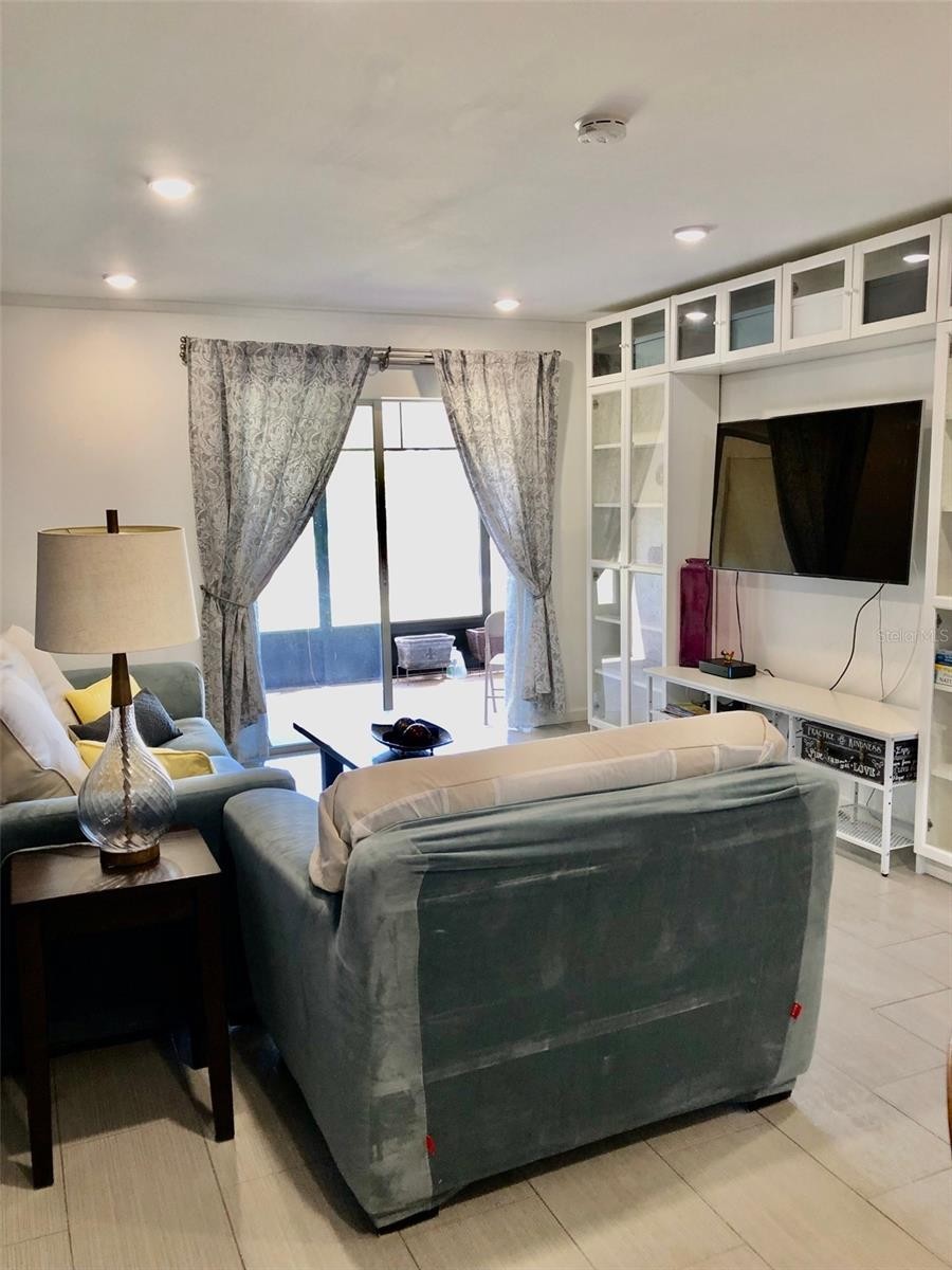 102 CAPRI ISLES BLVD #106