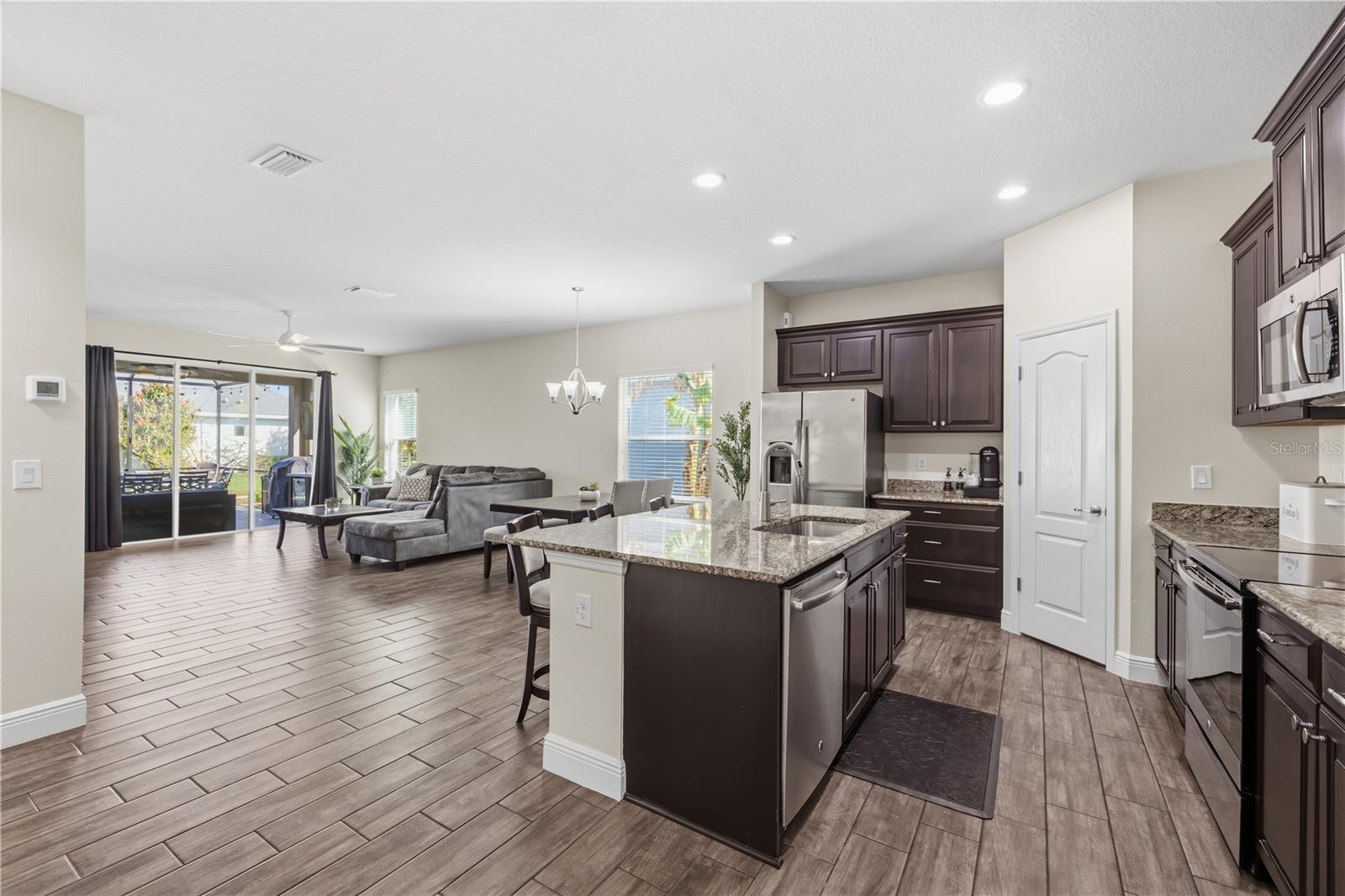 16804 MYRTLE HILL LN