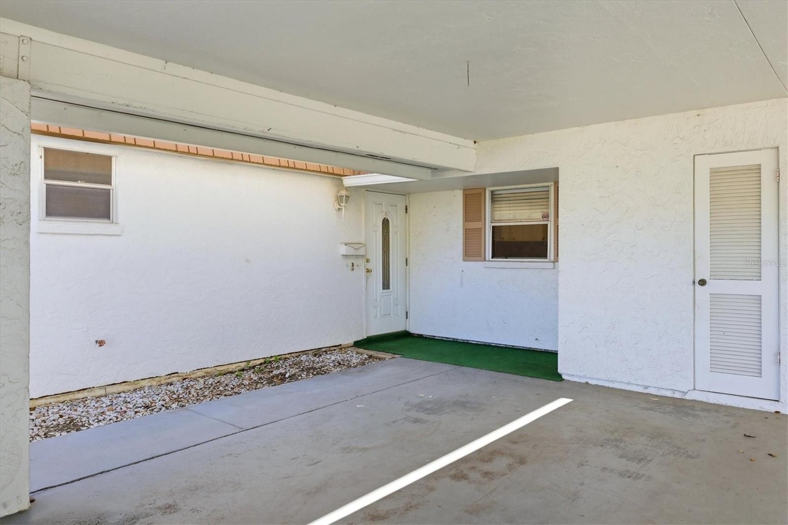 2548 RIVERBLUFF PKWY #V170