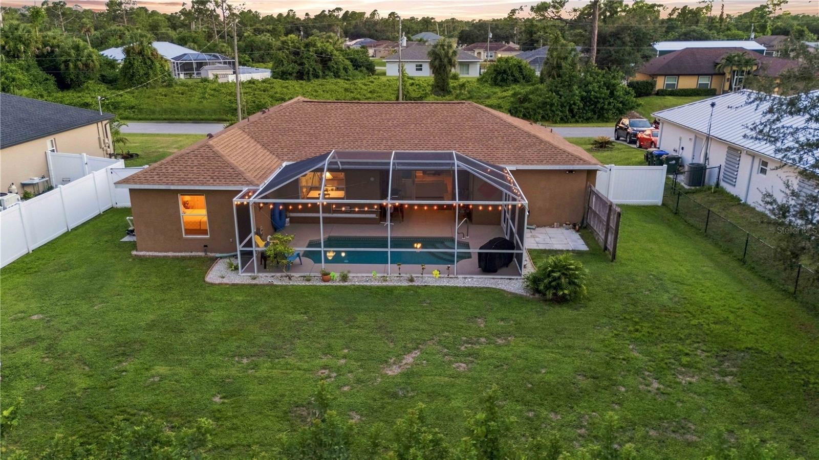 2144 SMYER AVE