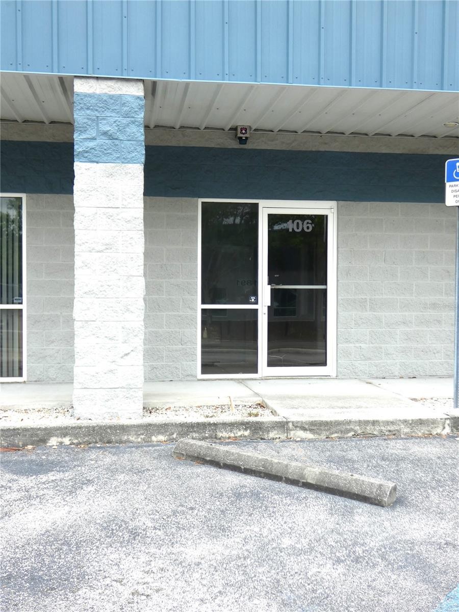 1882 PORTER LAKE DR #106