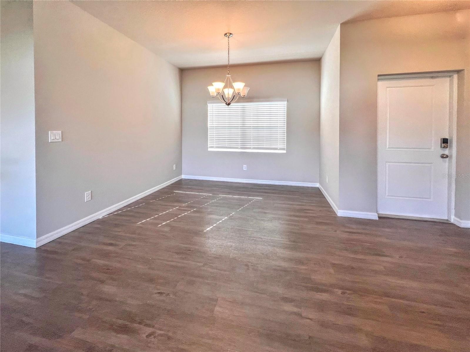2166 CARPENTER LN