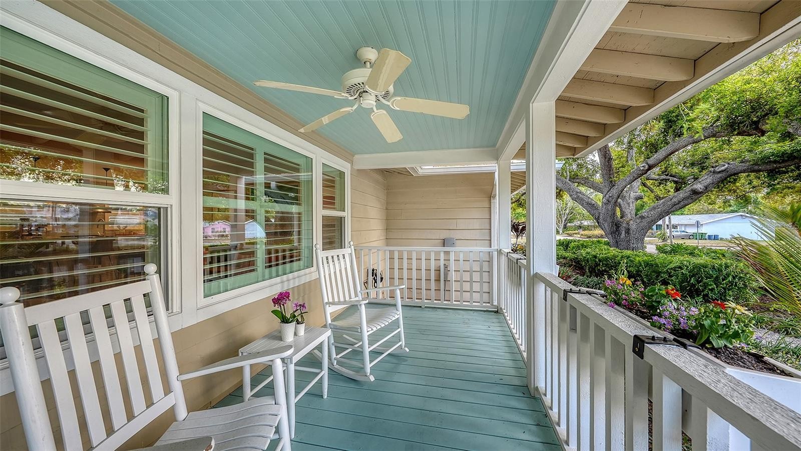 1661 S JEFFERSON AVE