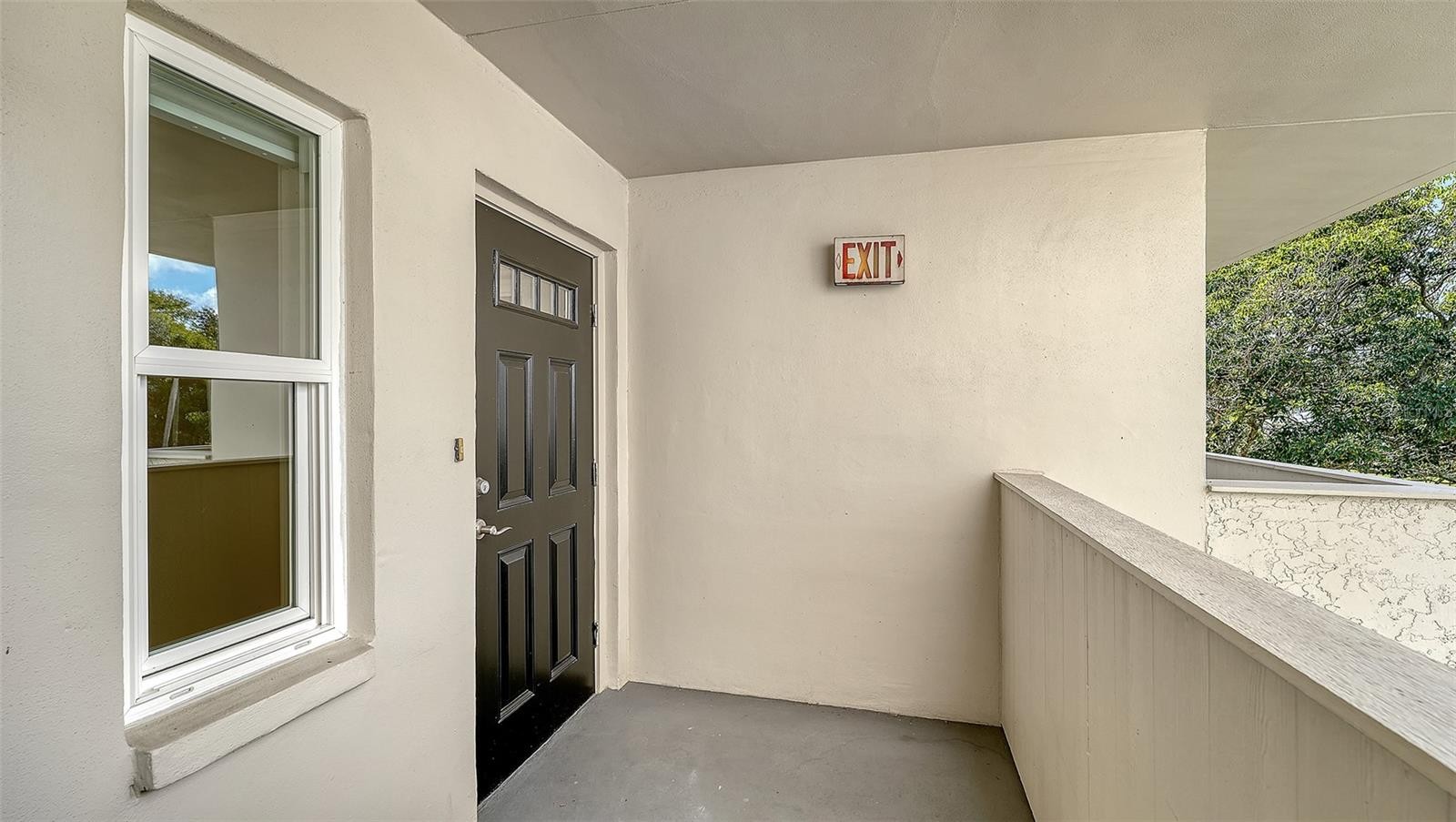 7251 W COUNTRY CLUB DR N #225