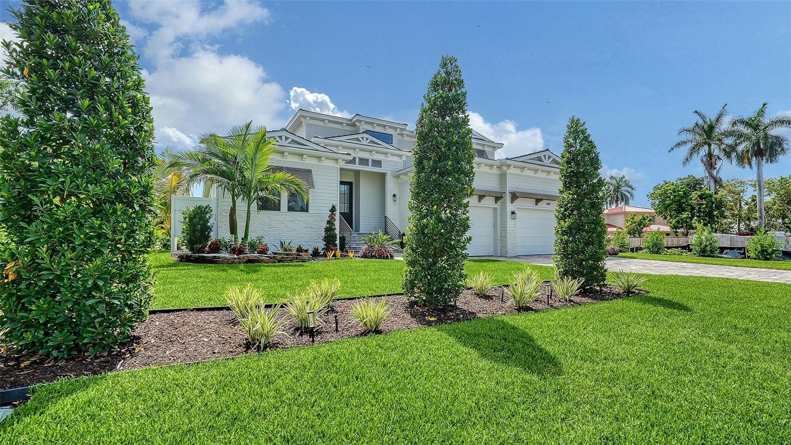 1519 HARBOR DR