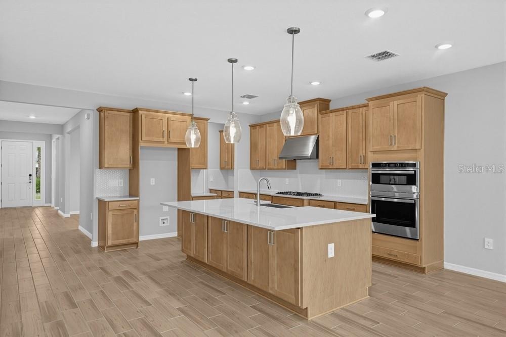7801 CENTAURUS WAY