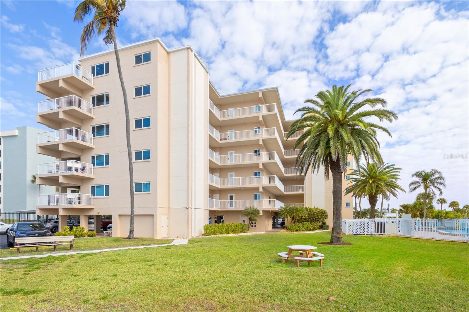 5830 MIDNIGHT PASS RD #T22