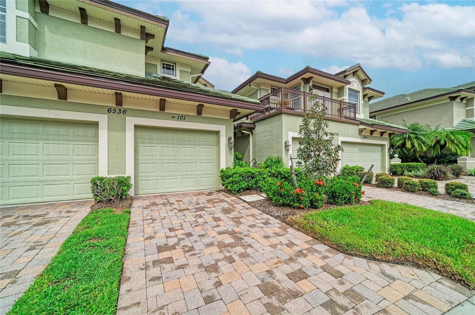 6536 MOORINGS POINT CIR #101