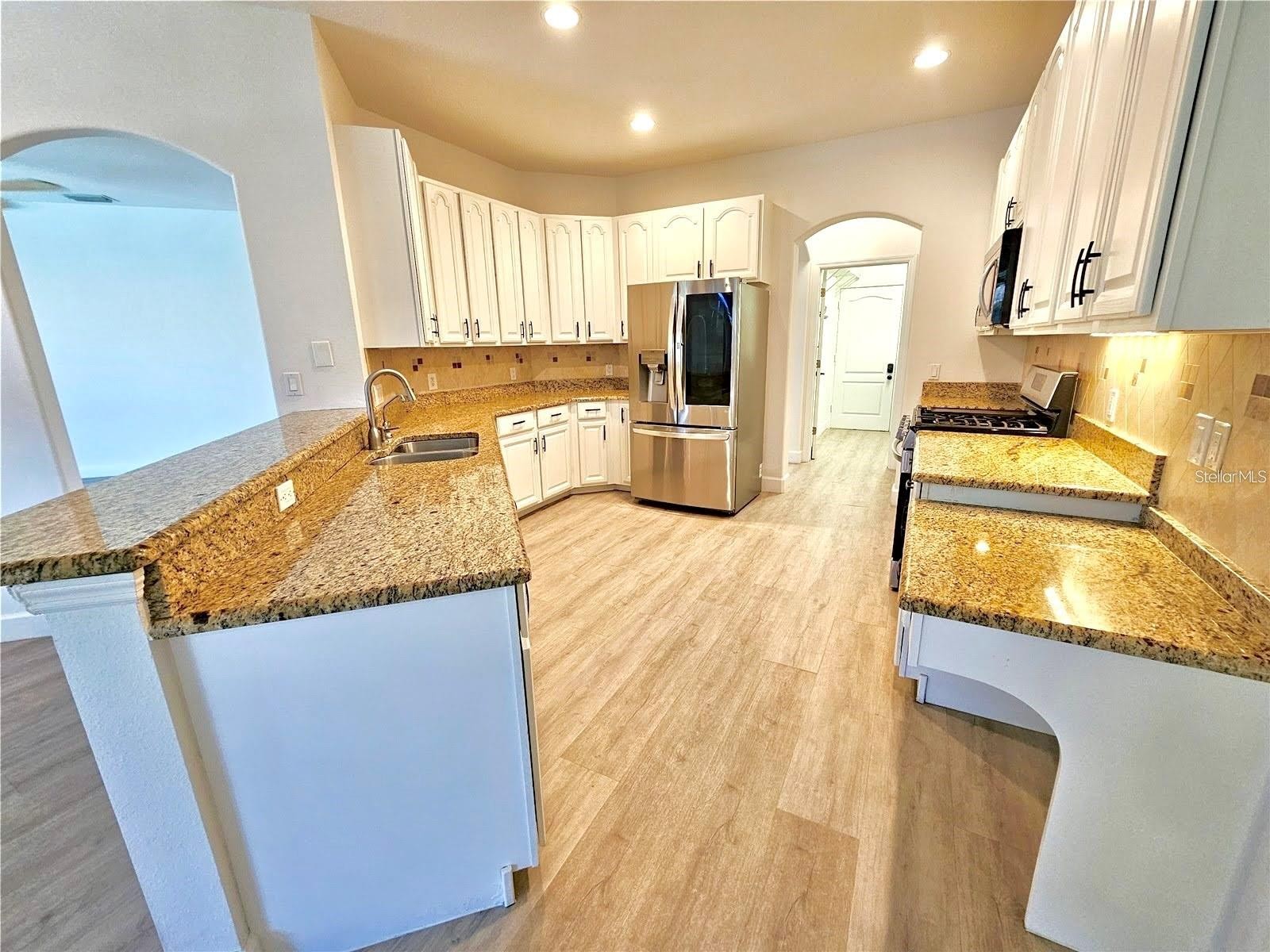 7342 LOBLOLLY BAY TRL