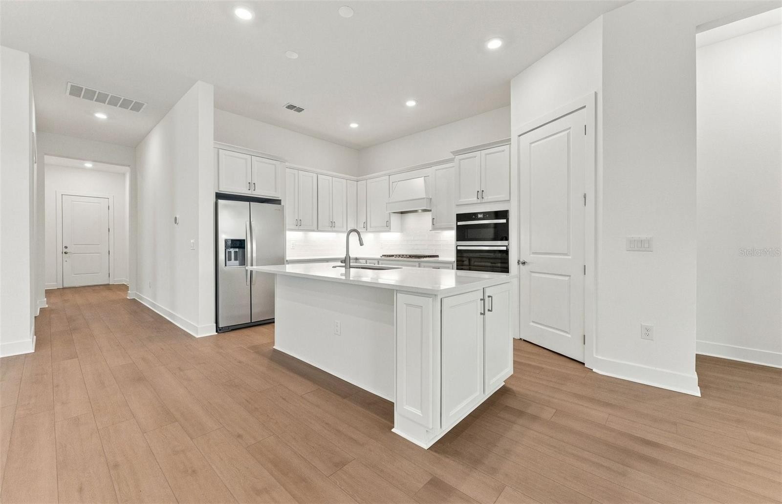11320 CLAY AVE