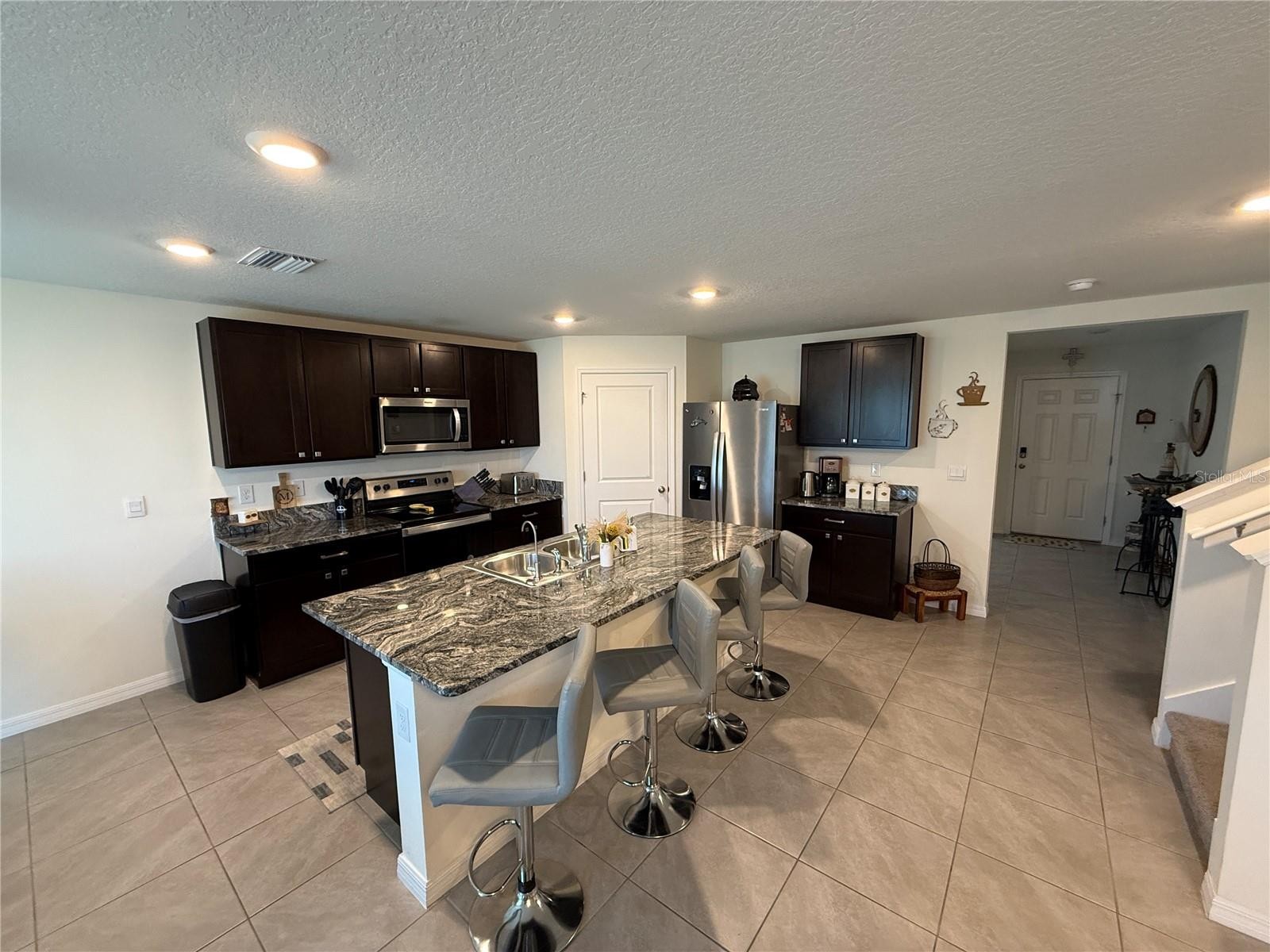 4120 SILVER STRAND TRL